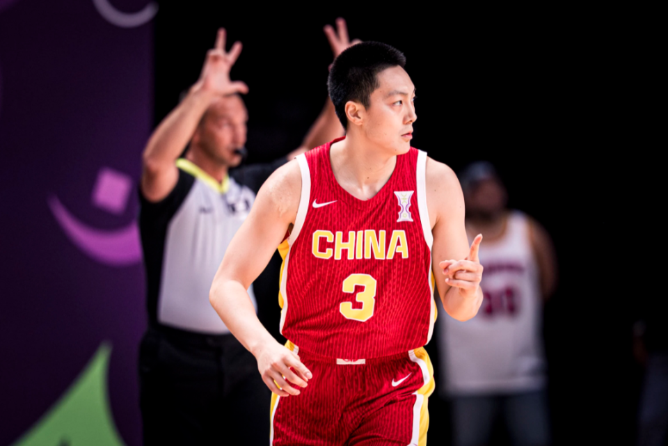 两场比赛, 他只代表男, 上最强阵容