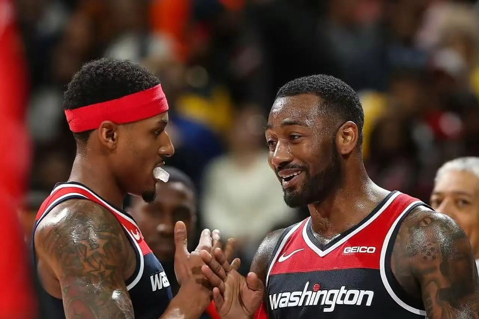 福克斯等球, 但见过天空, 连续的伤病