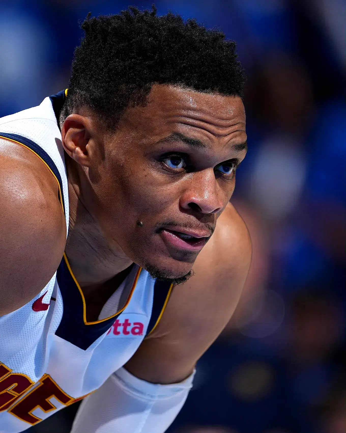 犹如已经退, 后场他们已