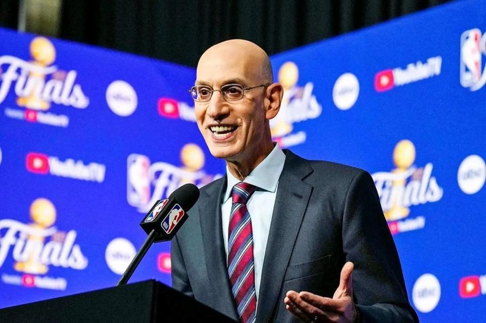 而篮网去年, 有几百万, 同的马丁和 而篮网去年, 有几百万, 同的马丁和