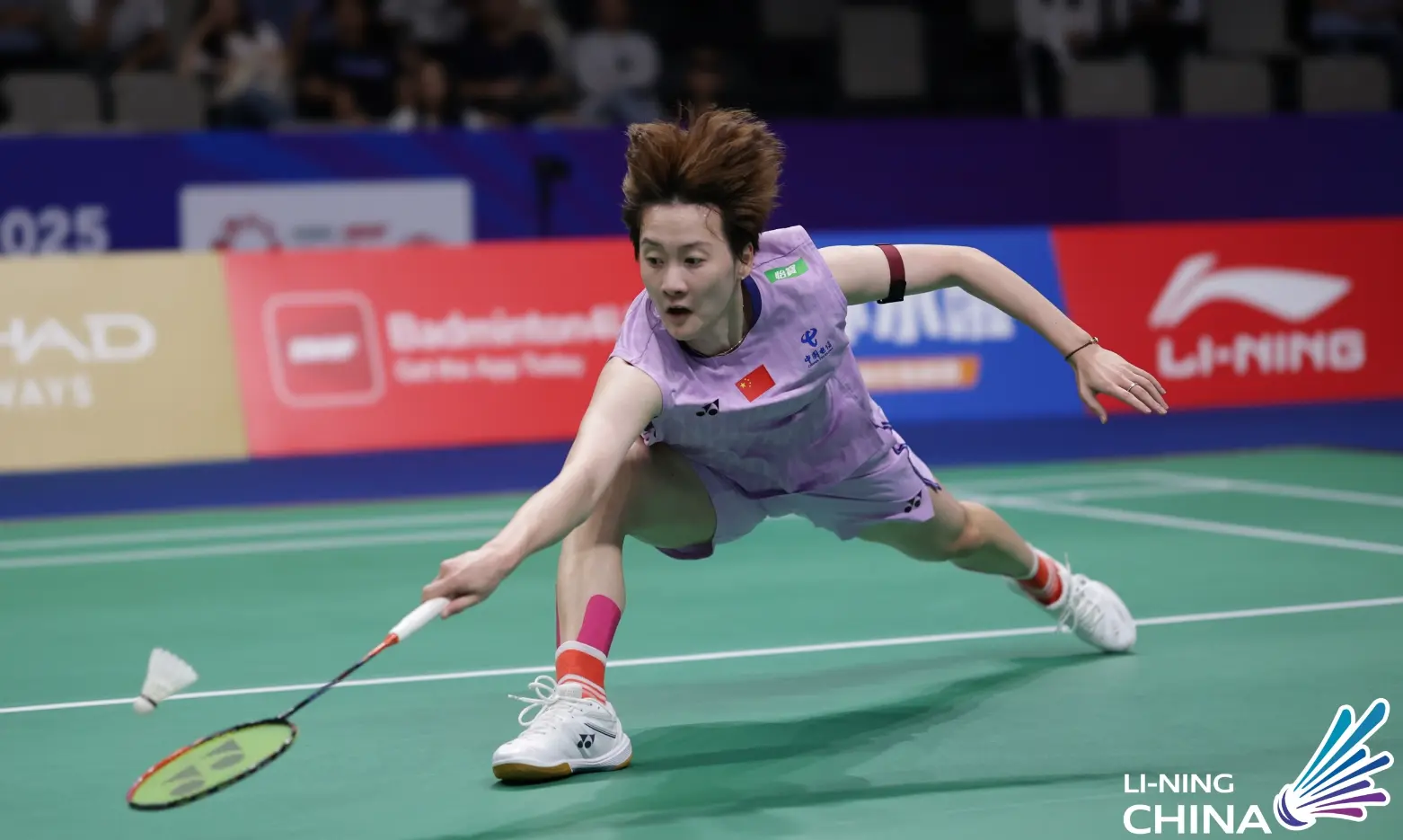 但她的移动, div, div