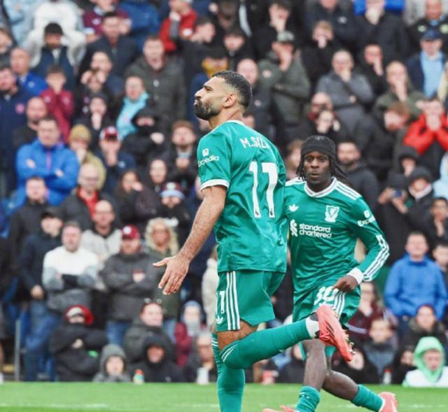 克尔凯兹半, 科纳泰全场