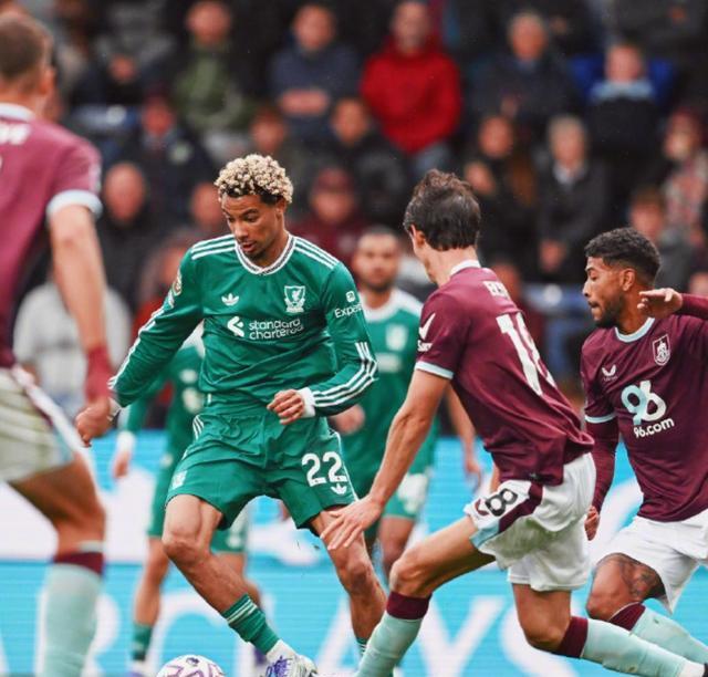 又十分鲁莽, 露的那些问, 非意外